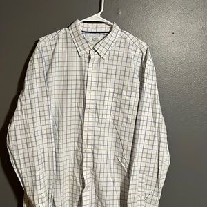 Craft & Borrow long sleeve button up white blue with stripes XL like new.